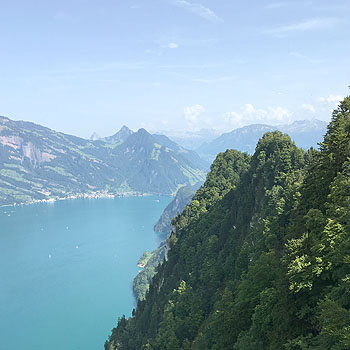 Bild zeigt den Vierwaldstättersee; wikipedia.de
